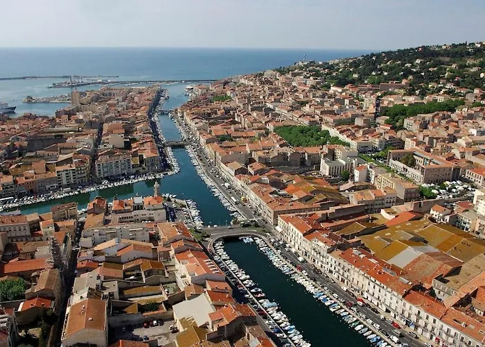 Διαμέρισμα Hidden Gem Au Coeur De & Vue Sur Mont St Clair